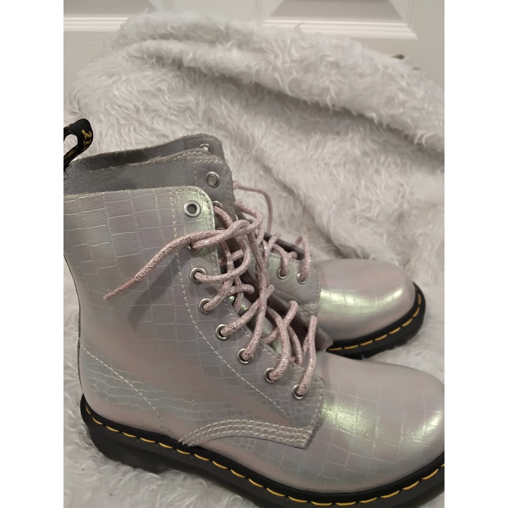 Dr. Martens 1460 Pascal Iridescent Silver Croc Embossed Boots Womens 7 - Picture 4 of 8